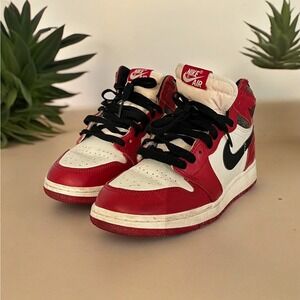 Jordan 1 Chicago Lost and Found Retro High OG - 4.5Y / Women's 6